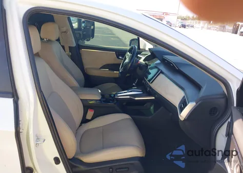 2019 Honda Clarity Plug-In Hybrid Touring from USA, damaged, VIN JHMZC5F32KC001468